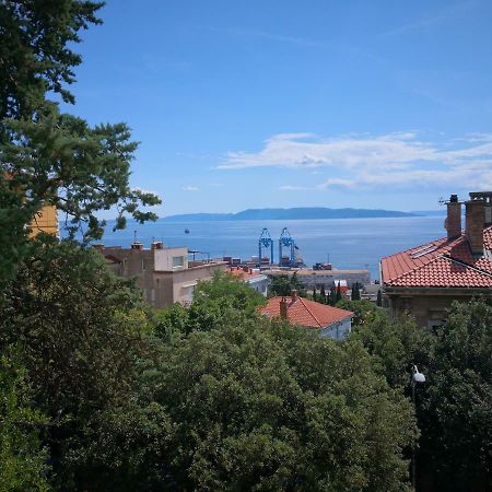 Apartman Bulevard Apartment Rijeka Exterior foto
